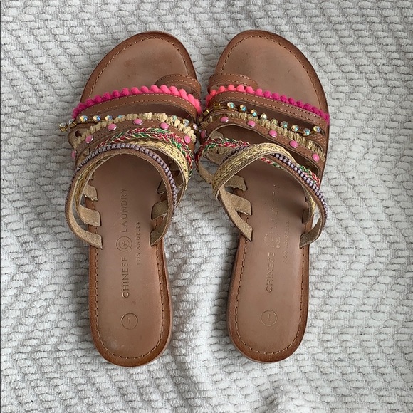 ❤️ Chinese Laundry Sandals❤️ - Picture 2 of 4